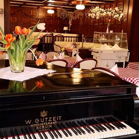 Landhaus Waldschlosschen 2* 글리니케